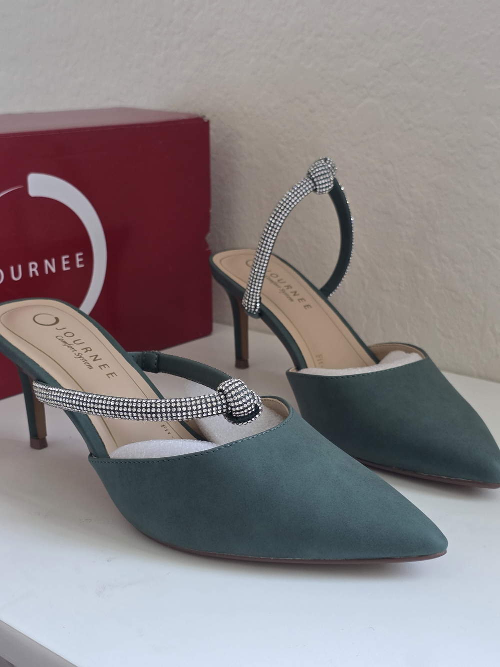 Journee Collection Women's Lunna Mules Mid Stiletto Pointed Toe Pumps Green 40.5